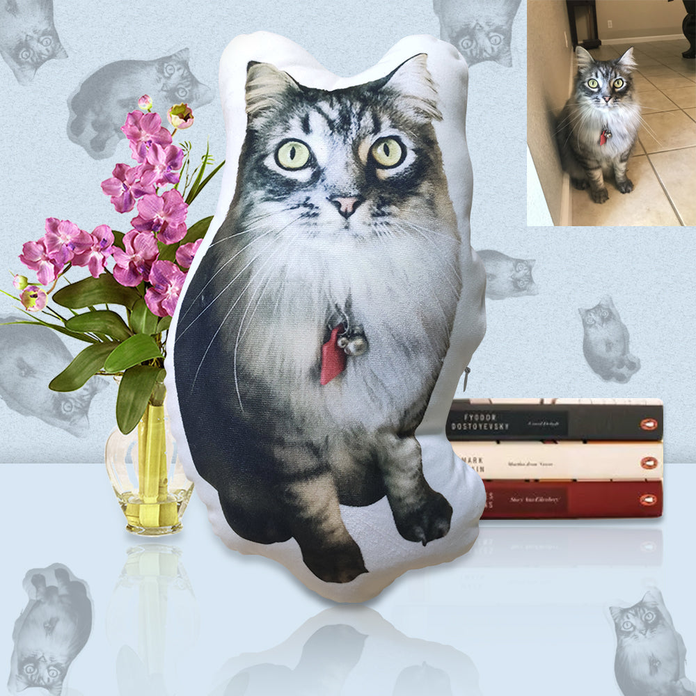 Customizable shaped pillows, use pet photos to customize meaningful pillows