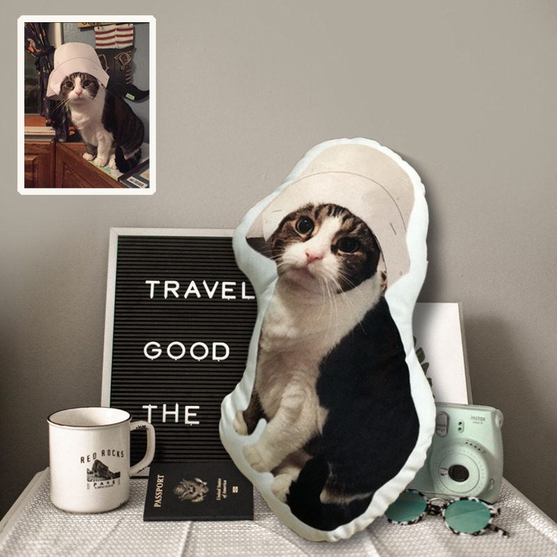 Customizable shaped pillows, use pet photos to customize meaningful pillows